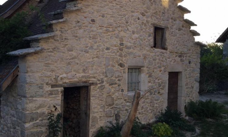Réalisation de joint de pierre à la chaux à Bourgoin-Jallieu 